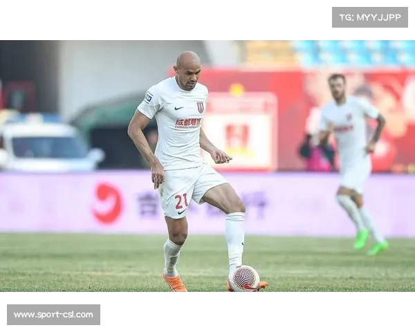 费利佩梅开二度助成都蓉城取分 射手榜升至第五位 费利佩梅开二度助成都蓉城取分 射手榜升至第五位